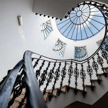 Hotel Garibaldi 4*