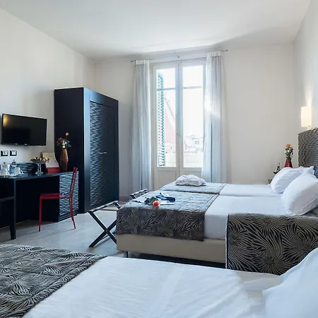 Hotel Garibaldi 4*