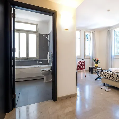 加里波蒂酒店 4*