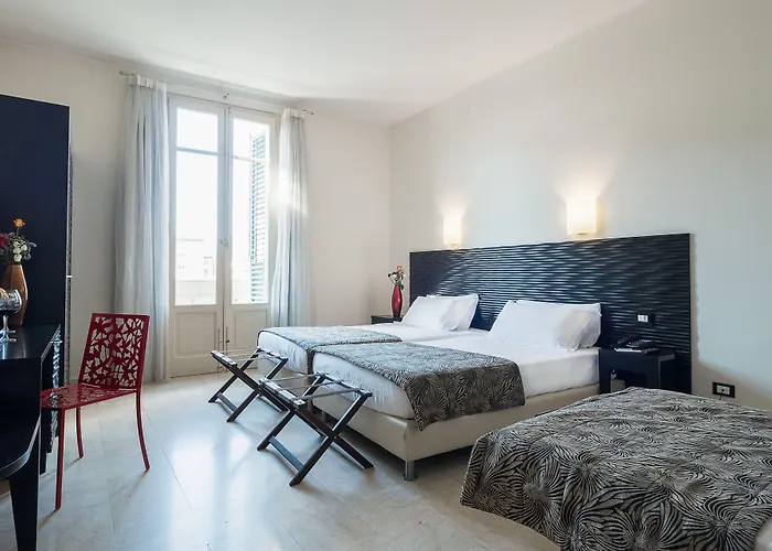 Garibaldi 4*